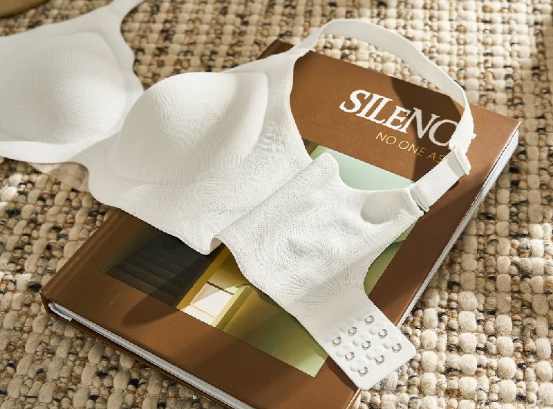 Seamless bra underwear OEM